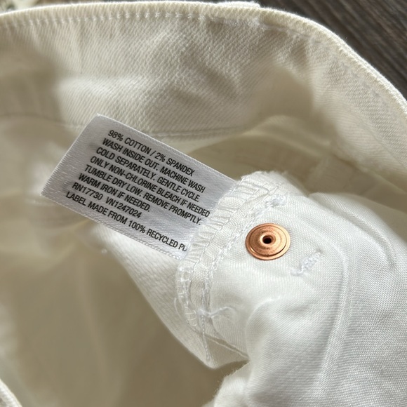 Wild Fable Women’s White Distressed Ripped Skinny Jeans Raw Hem Size 8 - Picture 6 of 10